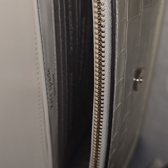 NWT ⭐Kate Spade Knott Croc-embossed Flap Crossbody Leather KD801⭐NWT & DUST BAG - Picture 17 of 17